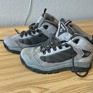 Women’s Hiking Boots